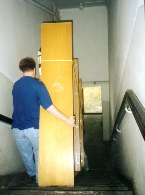 Kessel Buntes: Der Umzug und der Schrank